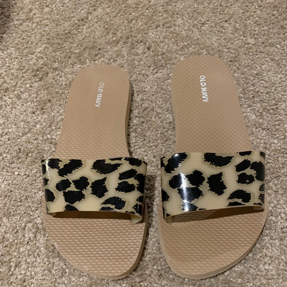 Like New Leopard Print Slides Size 7